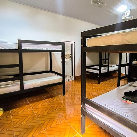 Hostel Casa De Las Palmas Tours ليتيسيا المظهر الخارجي الصورة