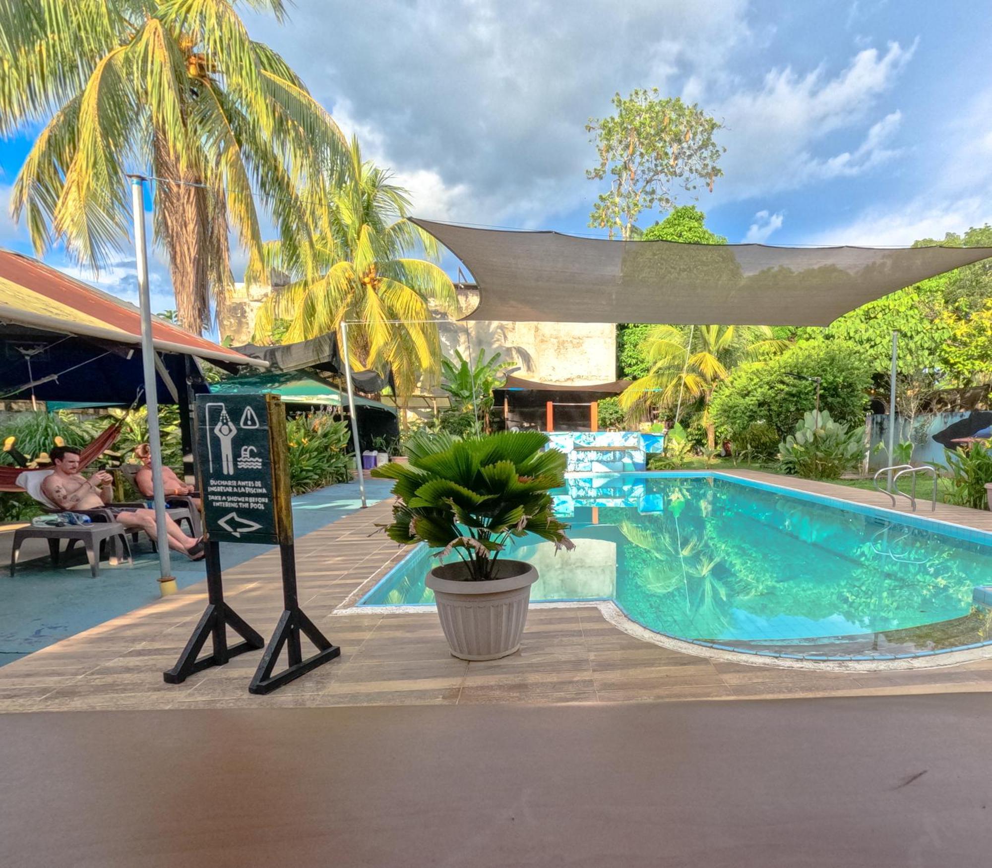 Hostel Casa De Las Palmas Tours ليتيسيا المظهر الخارجي الصورة