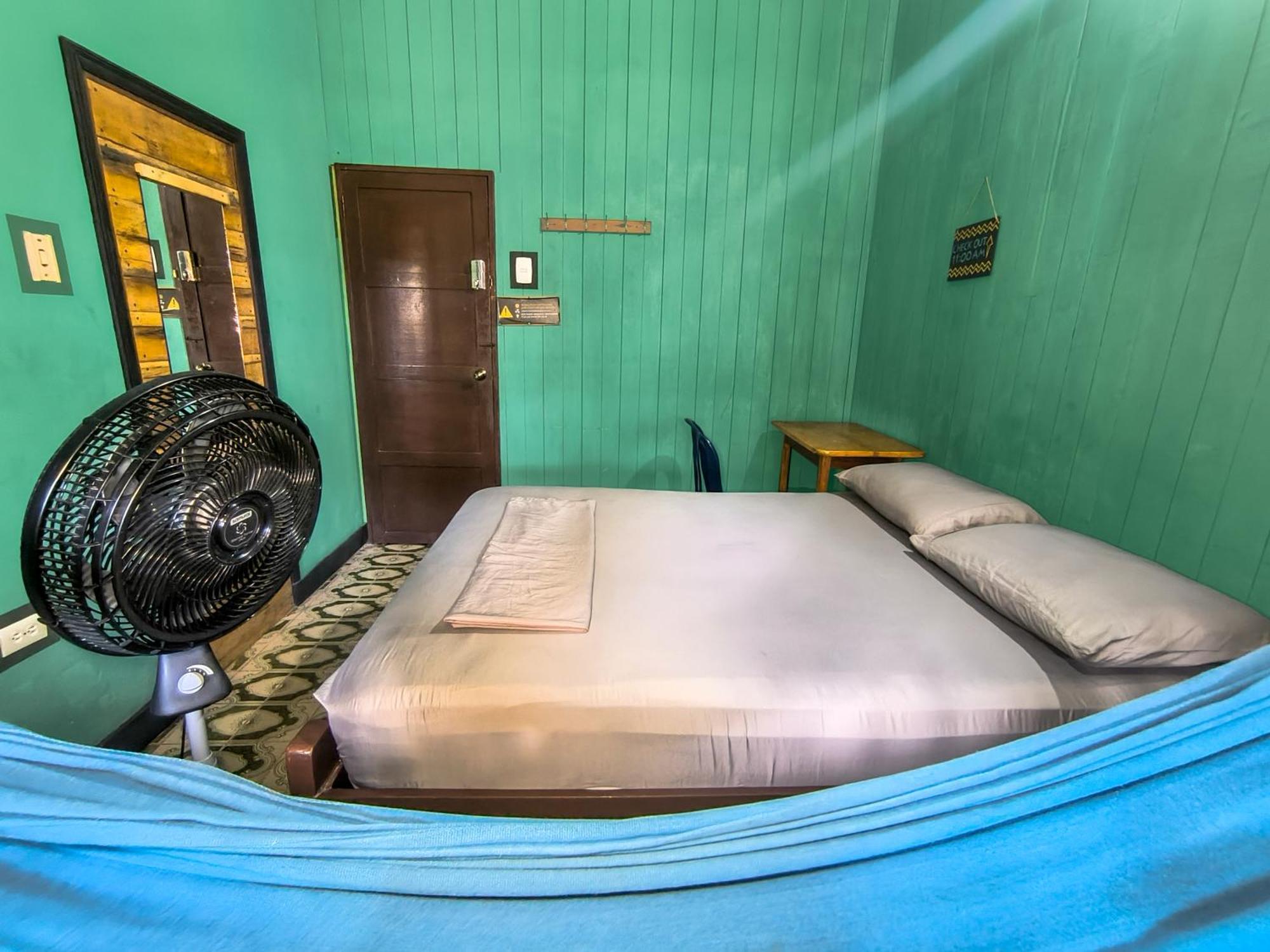 Hostel Casa De Las Palmas Tours ليتيسيا المظهر الخارجي الصورة