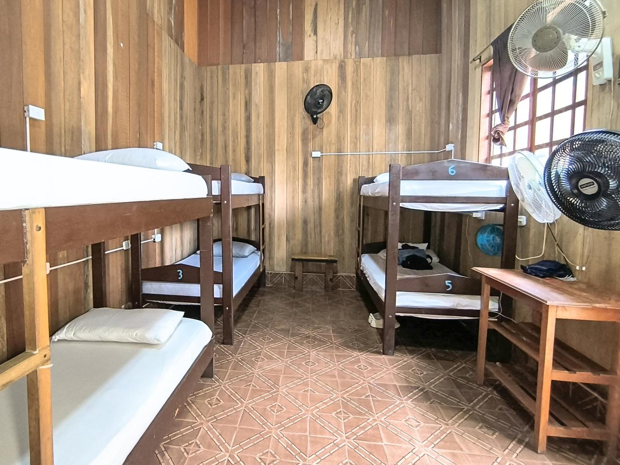 Hostel Casa De Las Palmas Tours ليتيسيا المظهر الخارجي الصورة